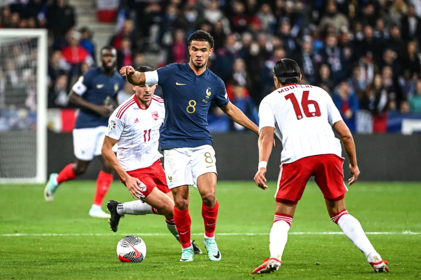 Warren ZAIRE-EMERY of France during the UEFA Euro 2024, qualifications match between France and Gibraltar at Allianz Riviera on November 18, 2023 in Nice, France. (Photo by Anthony Dibon/Icon Sport)