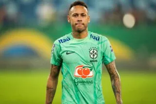 L'employée qui assigne Neymar en justice témoigne de son calvaire