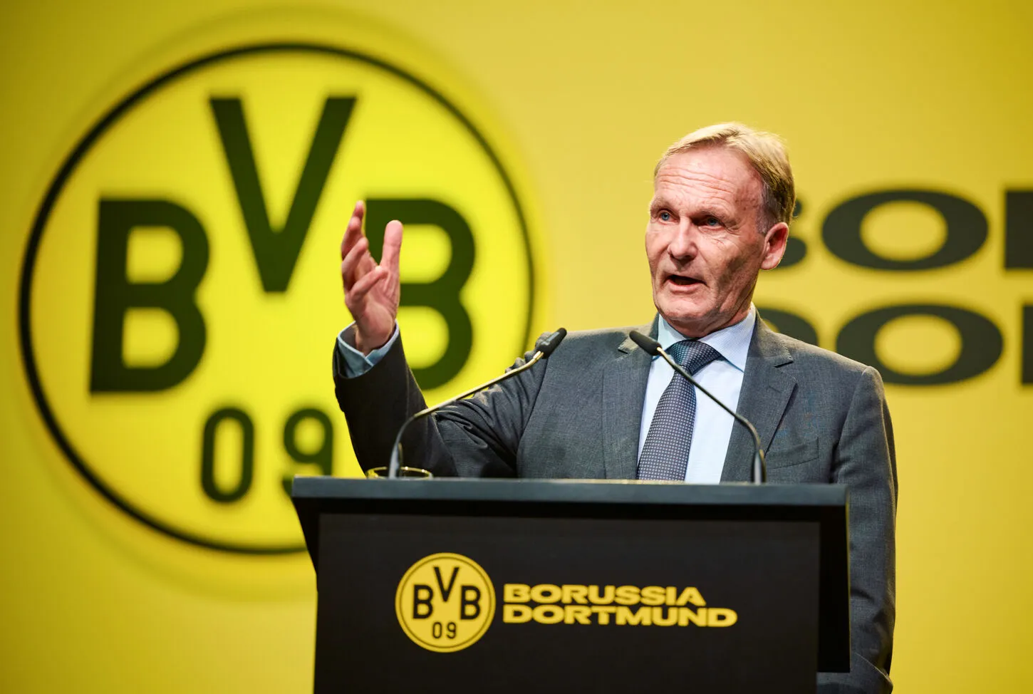 Dortmund joue « contre le Qatar et l&rsquo;Arabie saoudite » selon son président