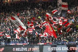 Onze Néerlandais interpellés à Marseille avant OM-Ajax