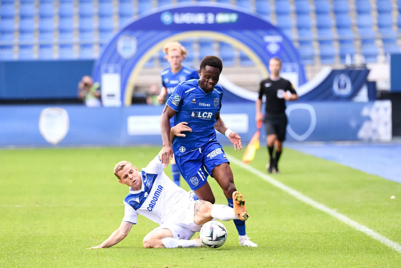 07 Gauthier HEIN (aja) - 11 Rafiki SAID (estac) during the Ligue 2 BKT match between Esperance Sportive Troyes Aube Champagne and Association de la Jeunesse Auxerroise at Stade de l'Aube on September 23, 2023 in Troyes, France. (Photo by Anthony Bibard/FEP/Icon Sport)