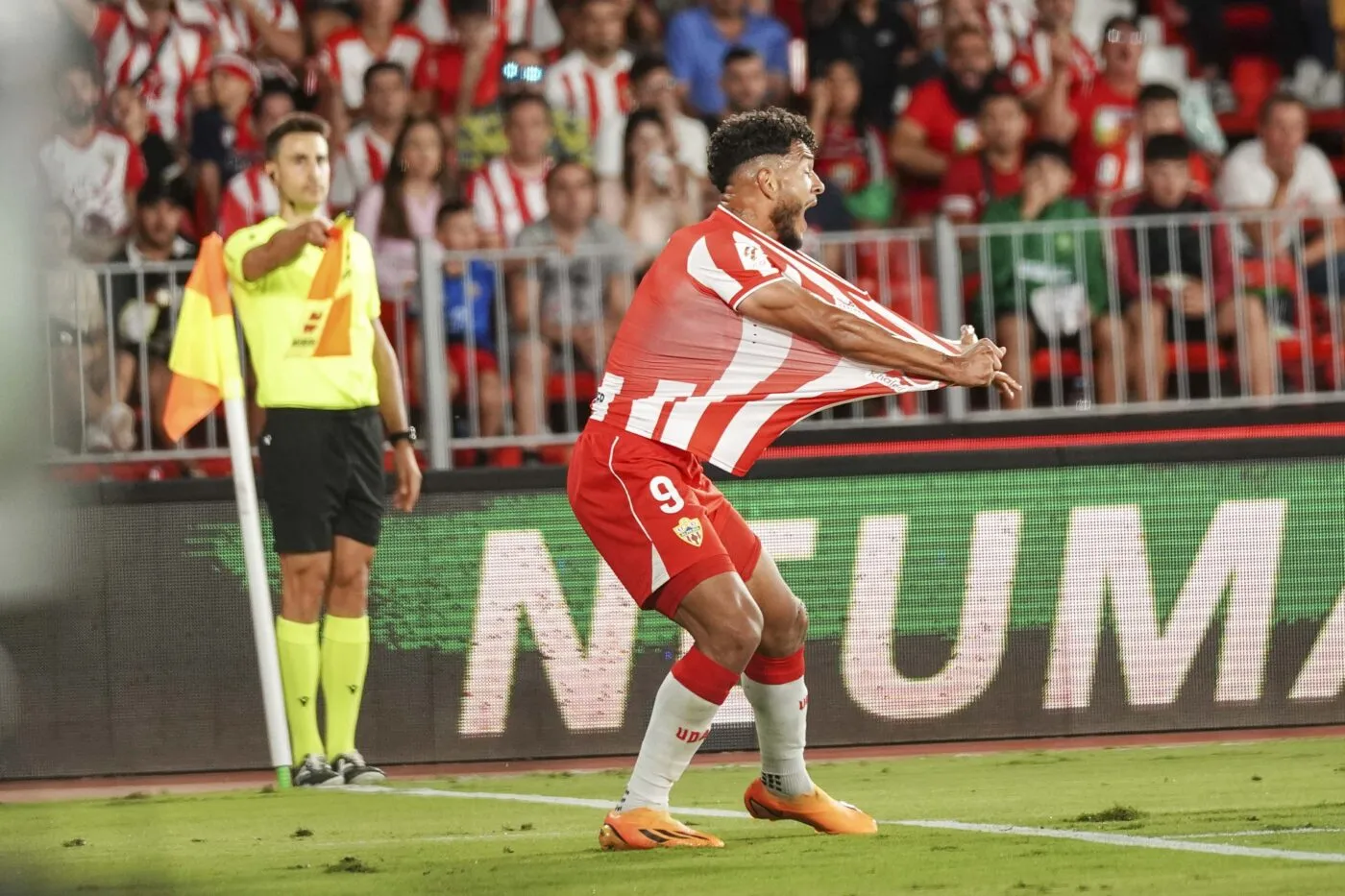 Partido de LaLiga EA Sports entre el Almería y el Valencia. En la imagen, Luis Suárez. LaLiga EA Sports match between Almería and Valencia. In this picture, Luis Suárez. - Photo by Icon sport