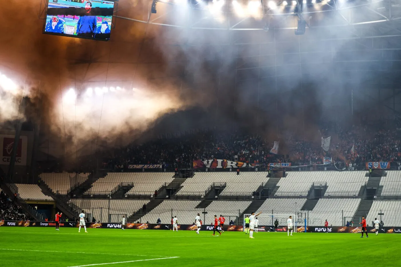 Illustration general view of Orange Velodrome, Smoke from flares float above the pitch  during the Ligue 1 Uber Eats match between Olympique de Marseille and Stade Rennais Football Club at Orange Velodrome on December 3, 2023 in Marseille, France. (Photo by Johnny Fidelin/Icon Sport)