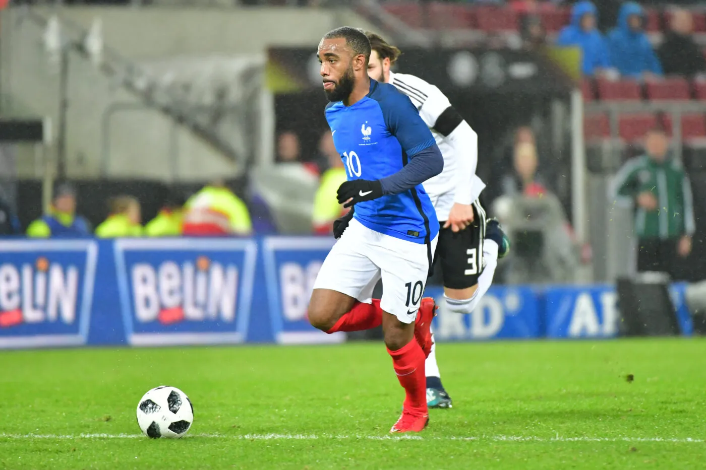 Alexandre Lacazette évoque son histoire ratée avec l’équipe de France