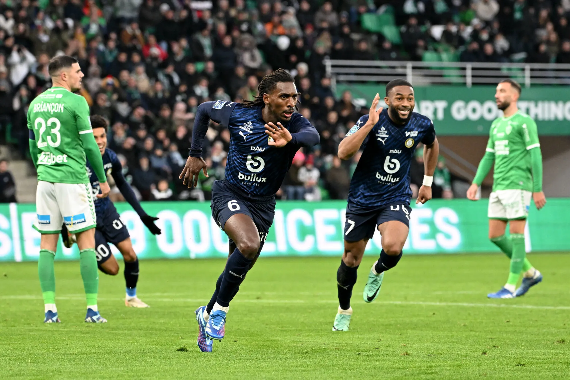 Sessi d&rsquo;Almeida (Pau FC) après son but contre Saint-Étienne. (Photo by Christophe Saidi/FEP/Icon Sport)