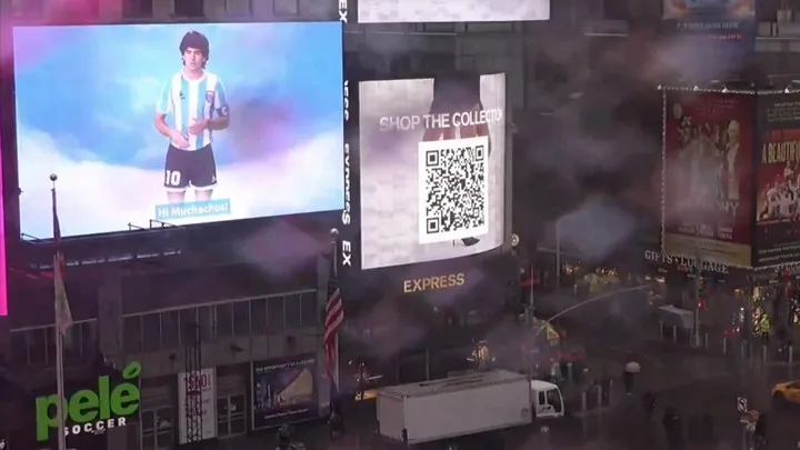 Un hologramme de Maradona félicite l’Argentine à Times Square