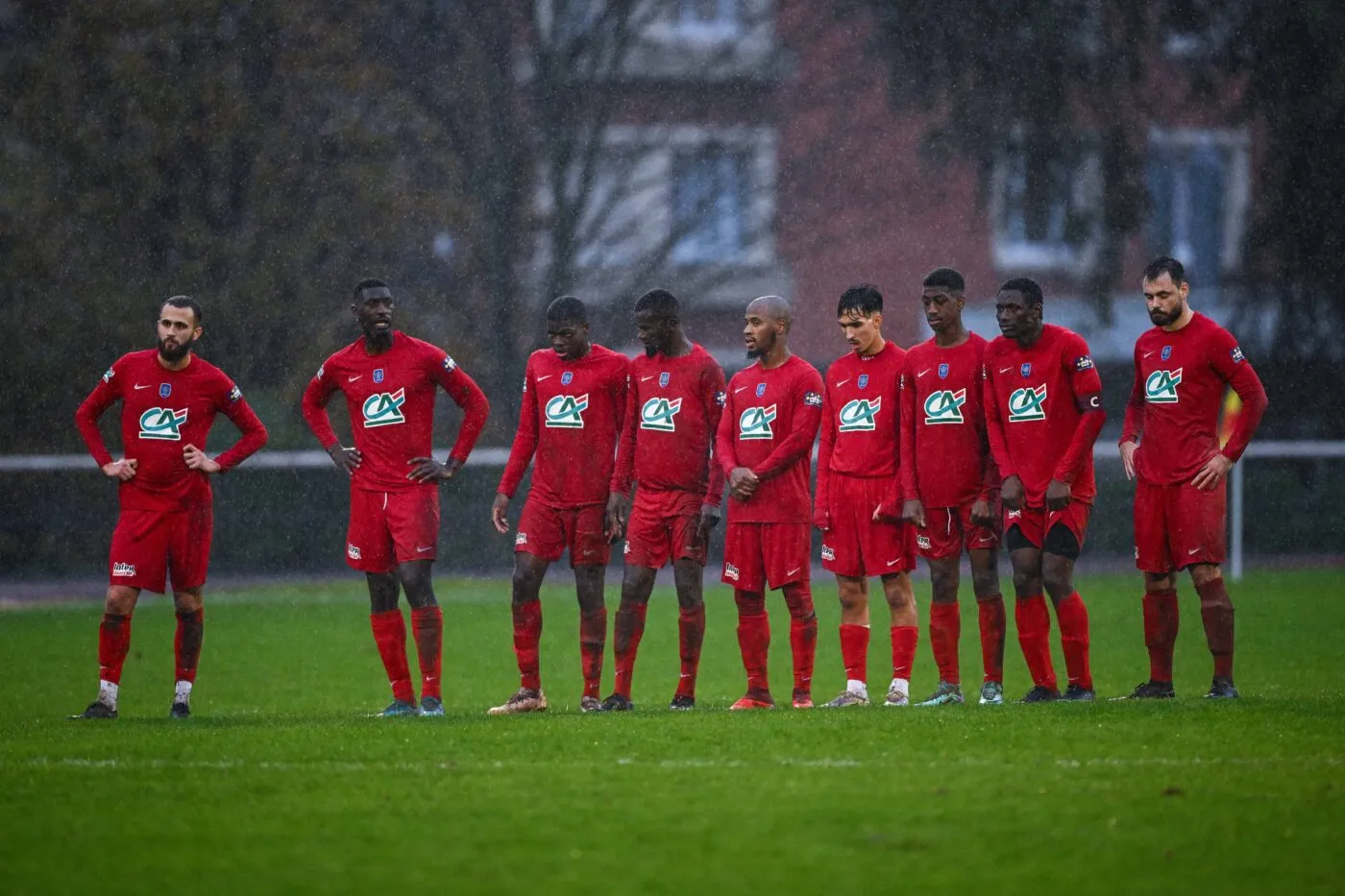 Villejuif : un éducateur menacé au couteau, les matchs et les entraînements suspendus