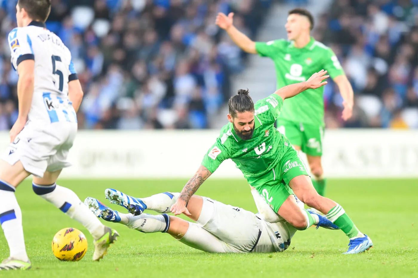 Le Betis déçoit avec une défaite, Grenade renoue (enfin) avec la victoire