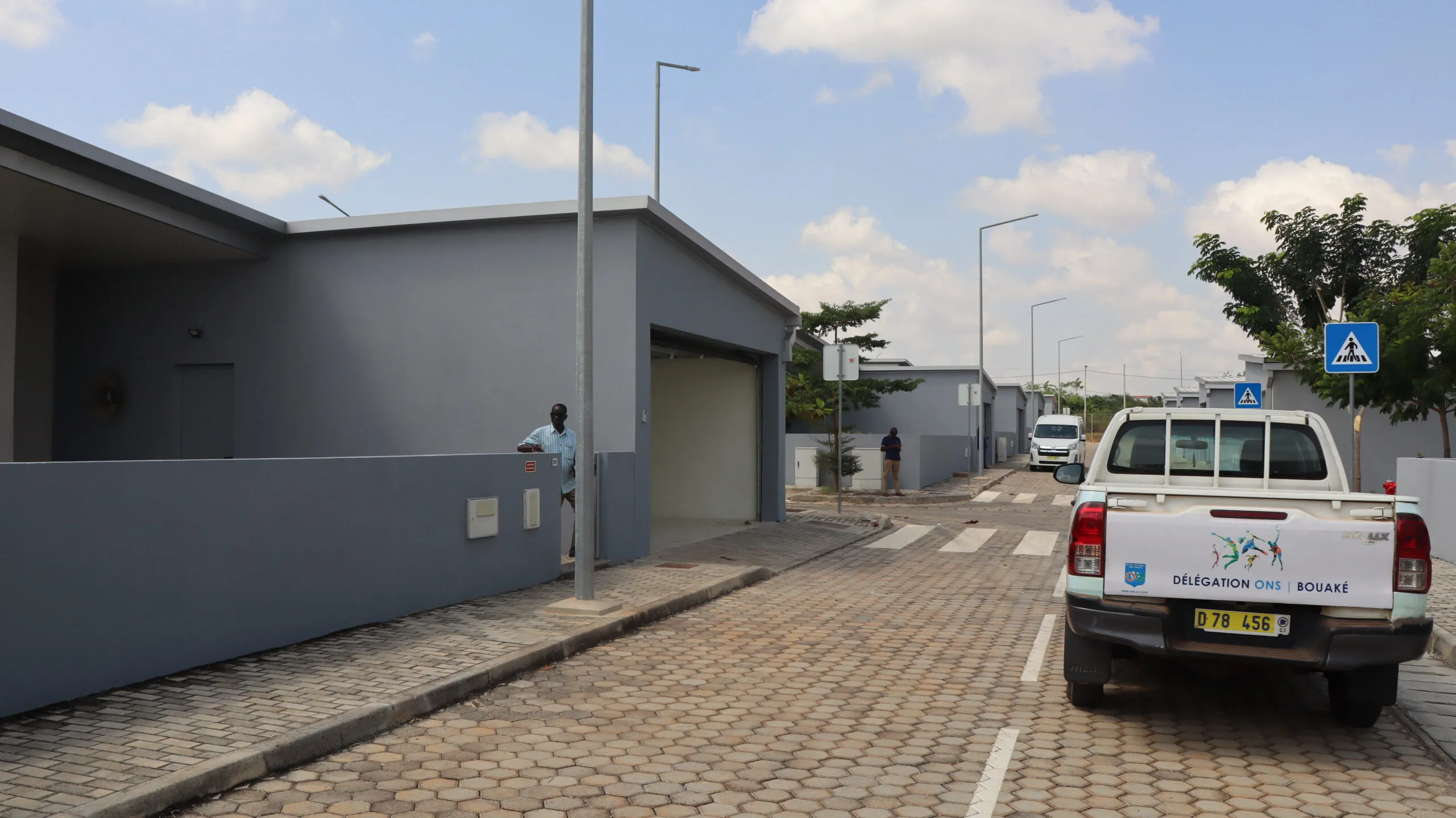 La cité-CAN de Bouaké. La deuxième ville du pays est désormais accessible en quelques heures depuis Abidjan grâce à une autoroute à péage flambant neuve.