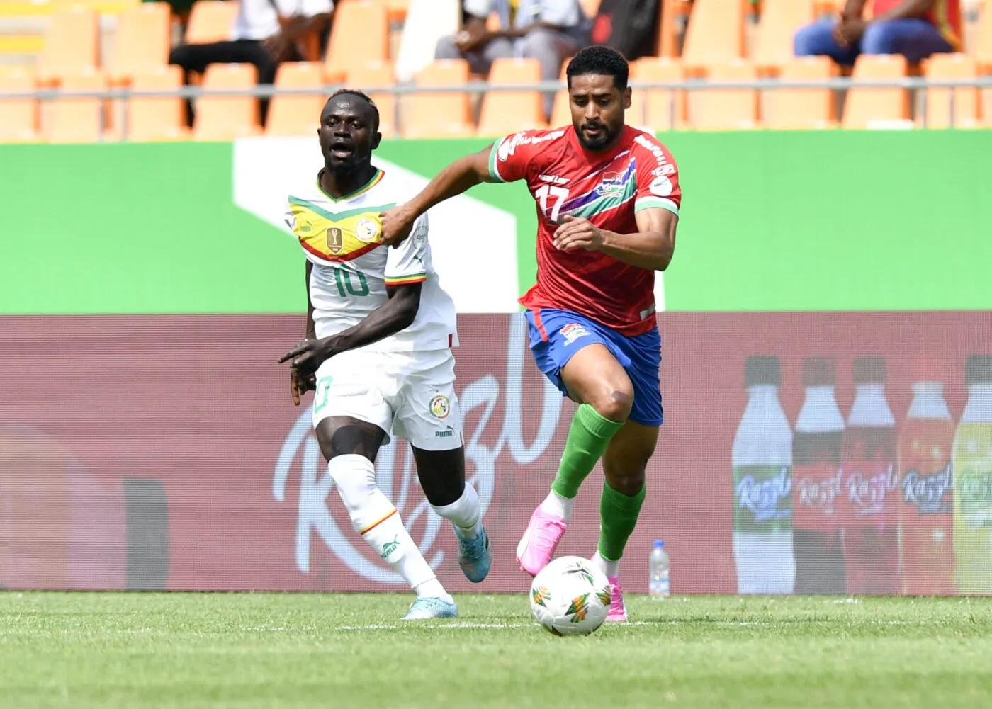 La diffusion du match Sénégal-Gambie interrompue pendant la première période
