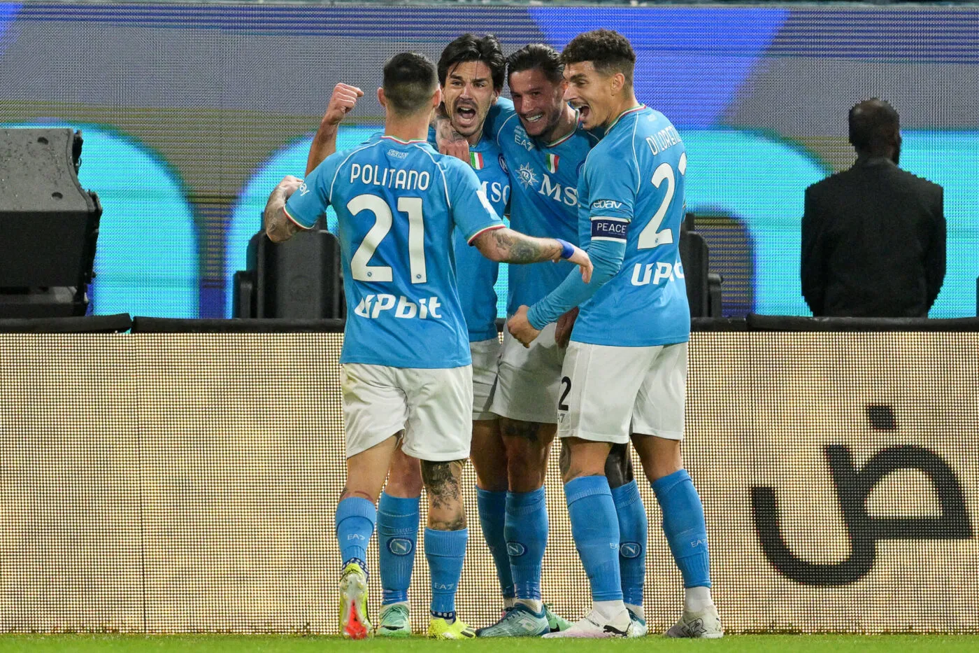 Le Napoli s&rsquo;impose face à la Fiorentina et file en finale de la Supercoupe