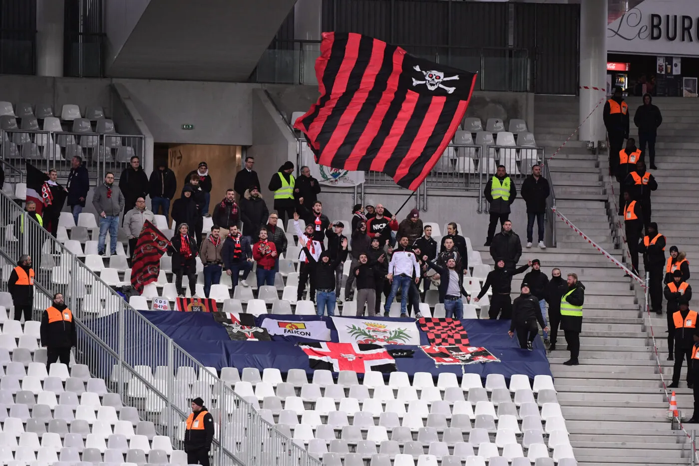 Les supporters niçois finalement autorisés à se rendre à Bordeaux