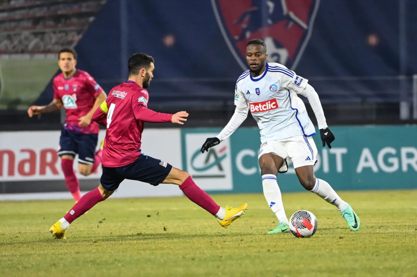 Ibrahima SISSOKO of Strasbourg during the French Cup match between Clermont Foot 63 and RC Strasbourg at Stade Gabriel Montpied on January 21, 2024 in Clermont-Ferrand, France. (Photo by Alexandre Dimou/Alexpress/Icon Sport)
