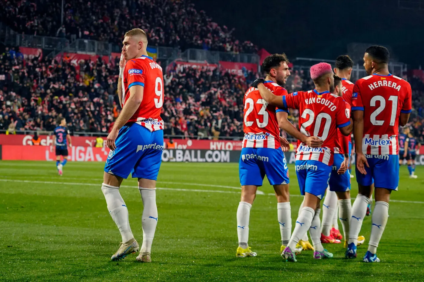 Avec un triplé en six minutes, Artem Dovbyk a guidé les siens vers la victoire.