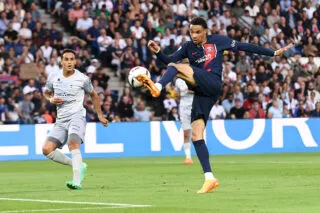 Hugo Ekitike n'a plus de numéro au PSG