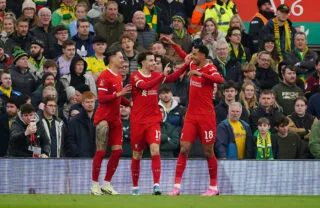 Liverpool s'impose facilement contre Norwich et file en huitièmes