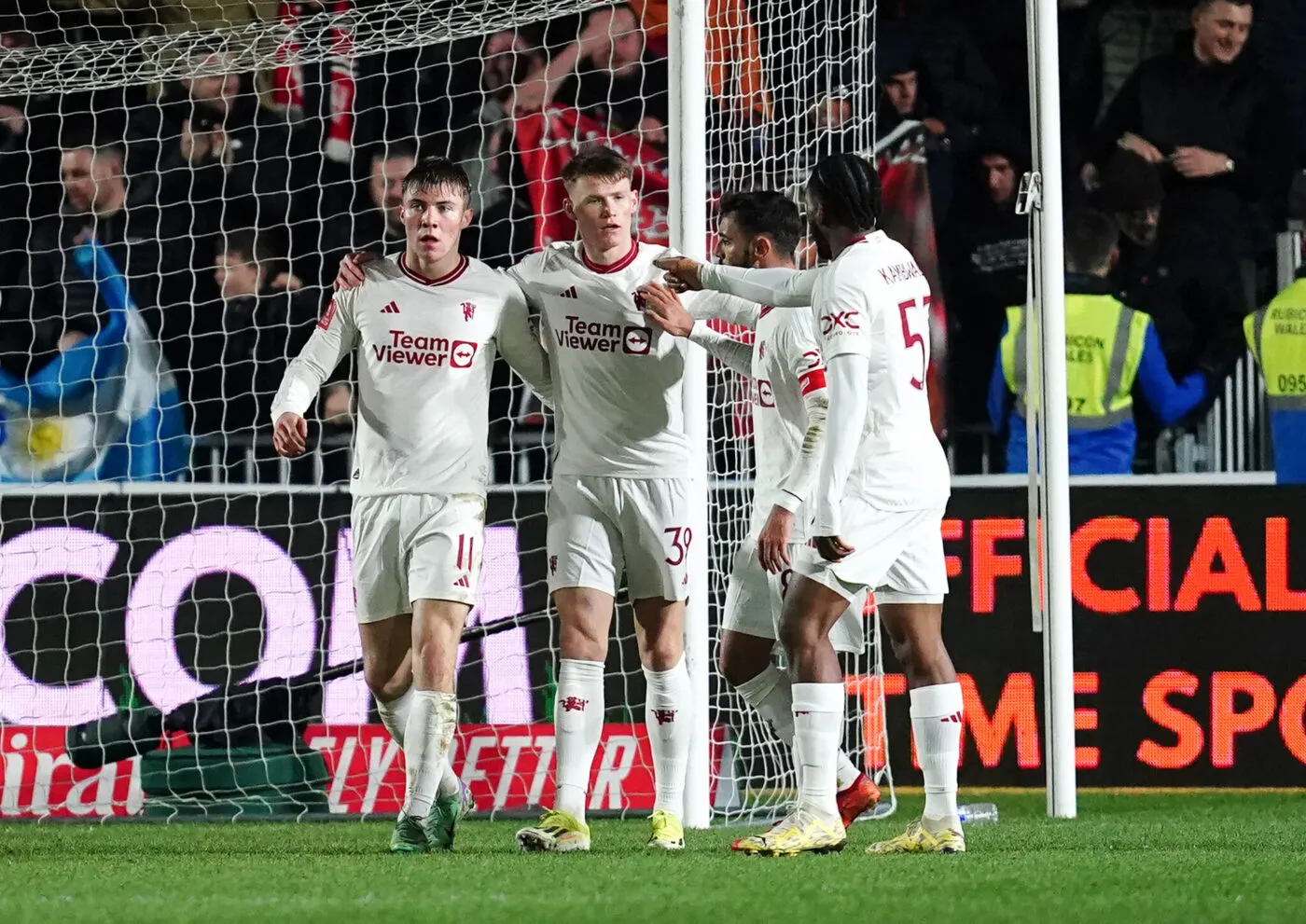 FA Cup : Manchester United se qualifie dans la douleur contre une D4