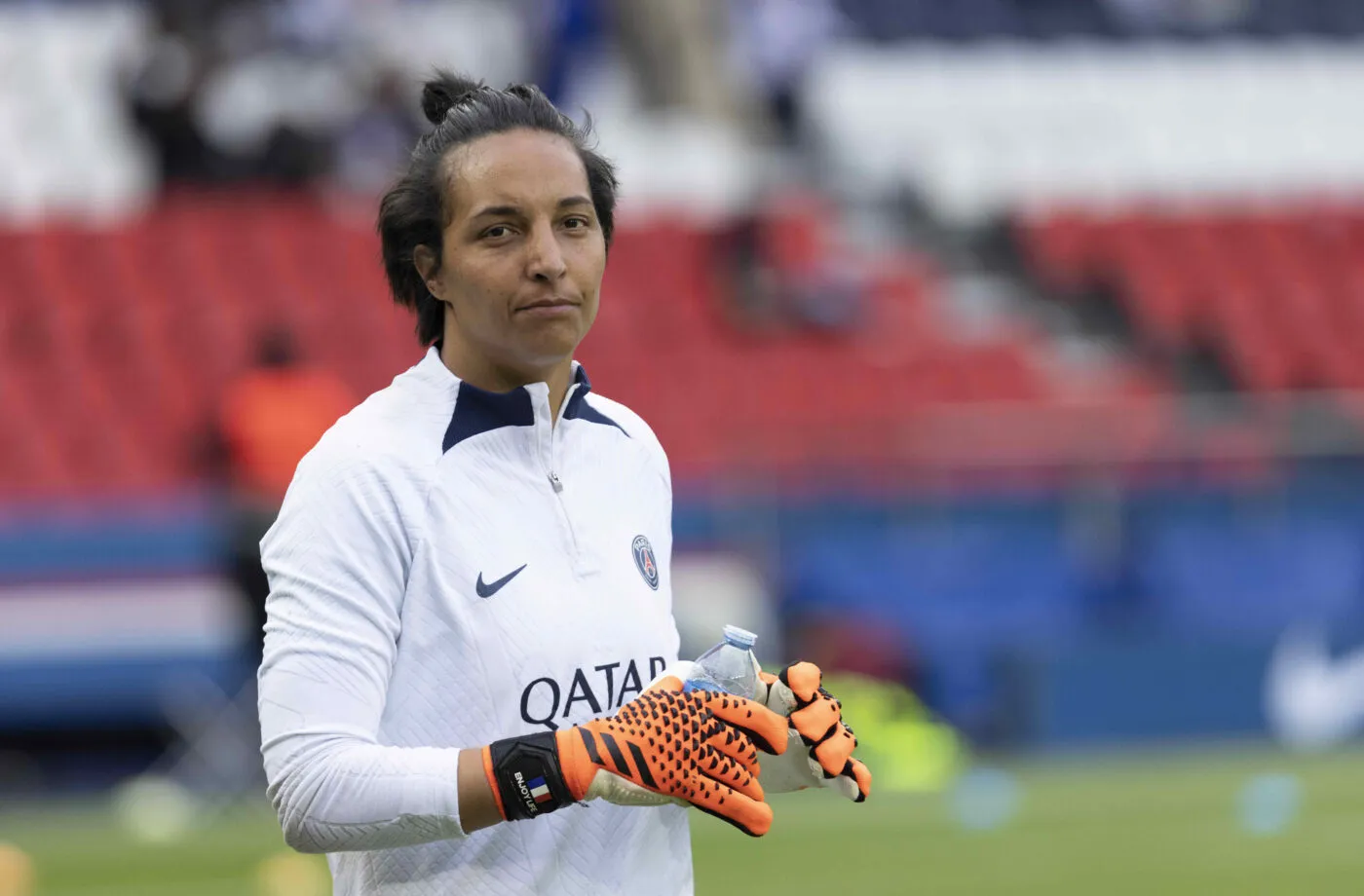 Sarah Bouhaddi signe à Arsenal