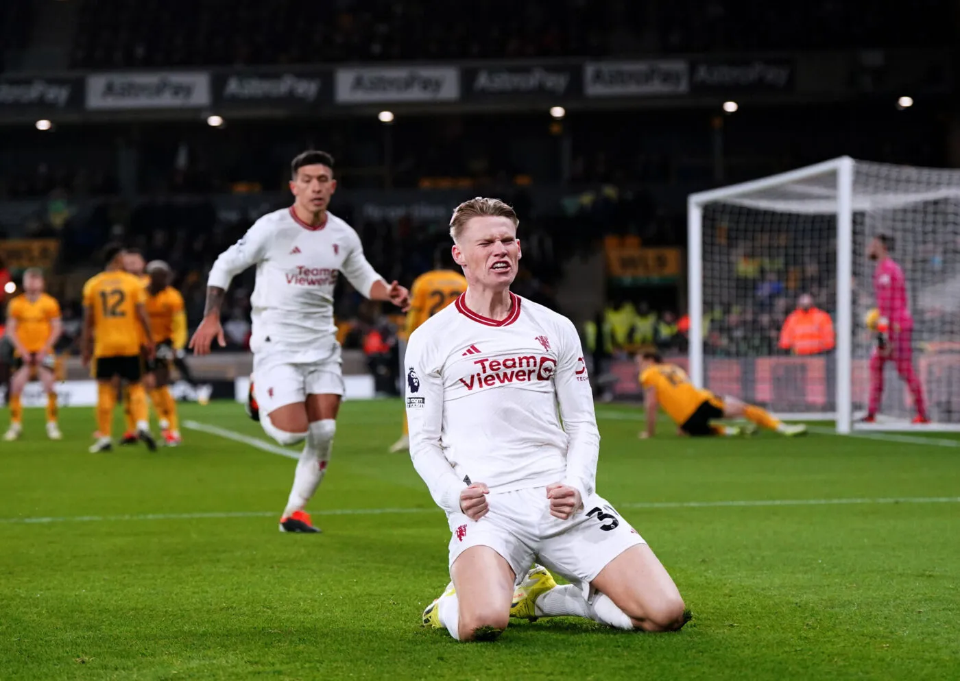 Manchester United frise la correctionnelle et s&rsquo;impose finalement à Wolverhampton