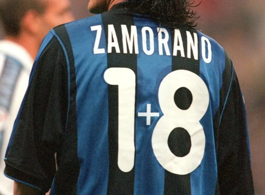 La véritable histoire du maillot « 1+8 » de Zamorano