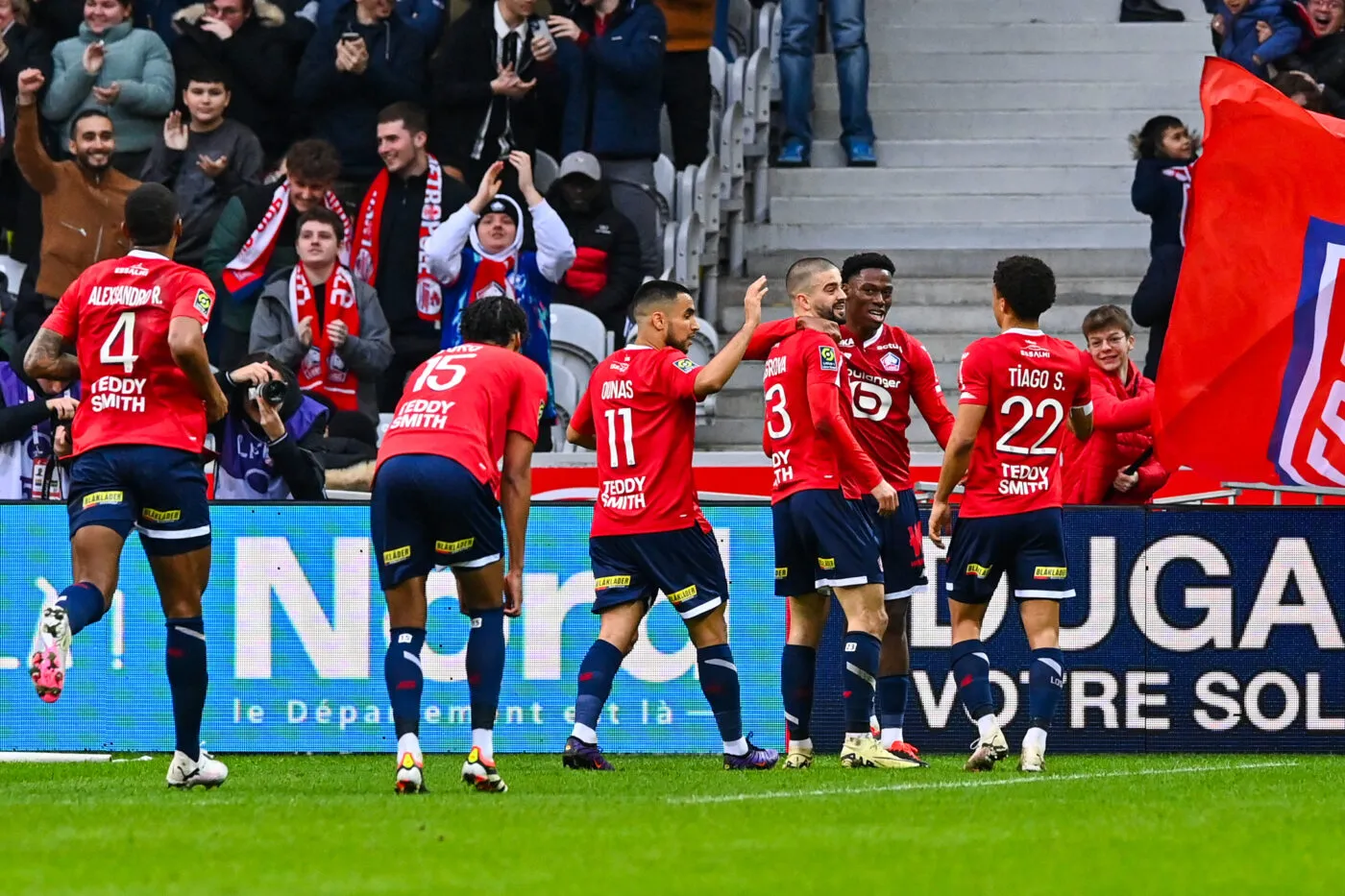 Edon ZHEGROVA of Lille celebrates scoring his team fourth goal during the Ligue 1 Uber Eats match between Lille Olympique Sporting Club and Clermont Foot 63 at Stade Pierre Mauroy on February 4, 2024 in Lille, France. (Photo by Daniel Derajinski/Icon Sport)