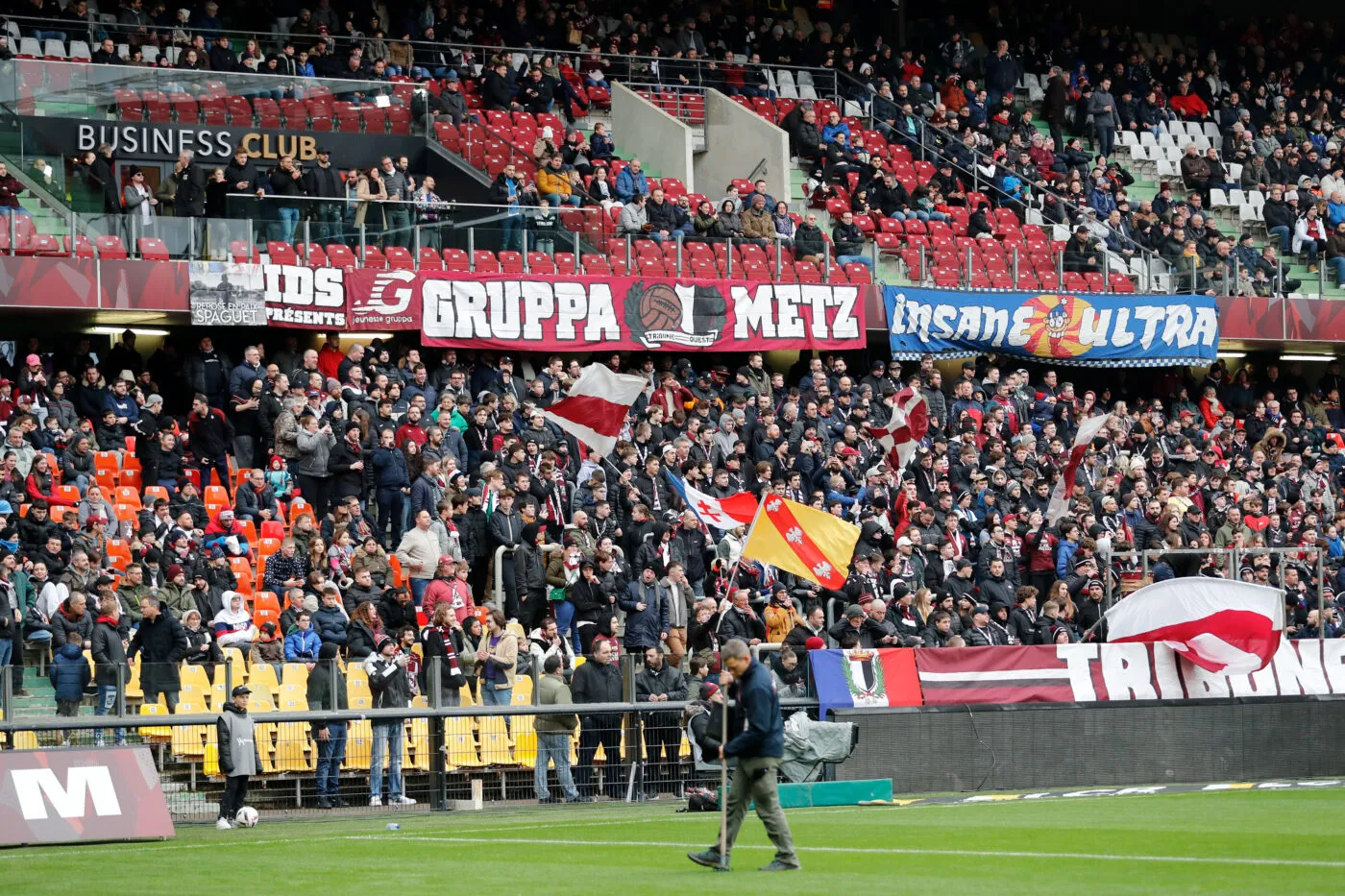 Une enquête est ouverte après les incidents survenus lors de Metz-Lorient