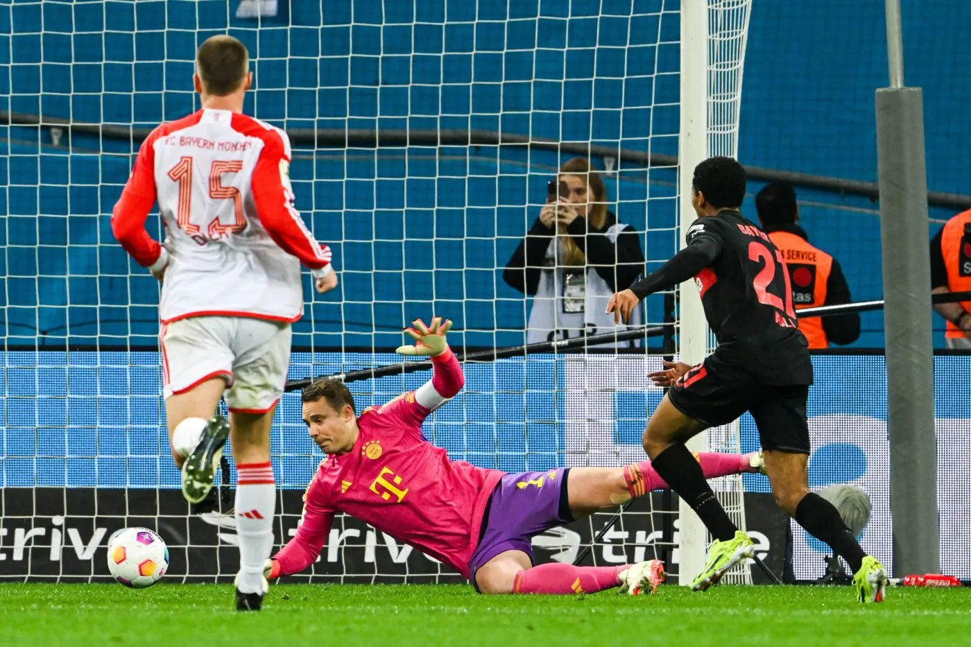 Leverkusen humilie le Bayern et creuse l&rsquo;écart en tête