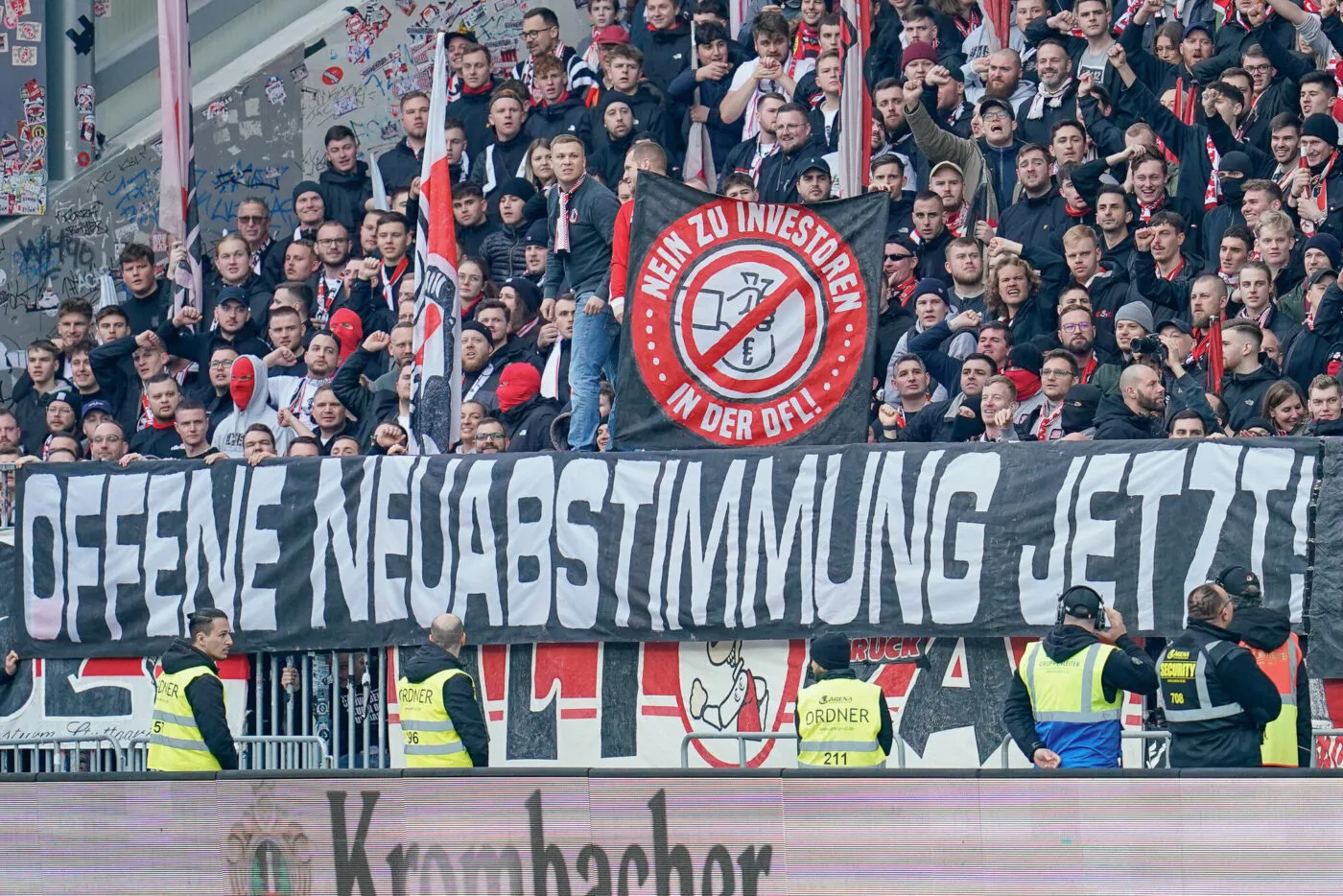 En Allemagne, la victoire des supporters contre CVC et le foot business