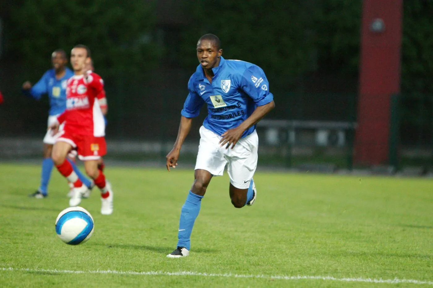 Un ancien footballeur professionnel lance une formation pour l’éducation des parents des joueurs
