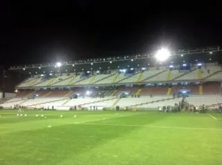 Les supporters du Rayo Vallecano protestent contre un projet de quitter leur stade