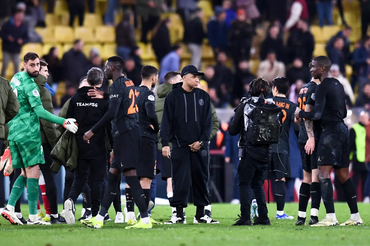 Mbappé, droit dans ses torts ?