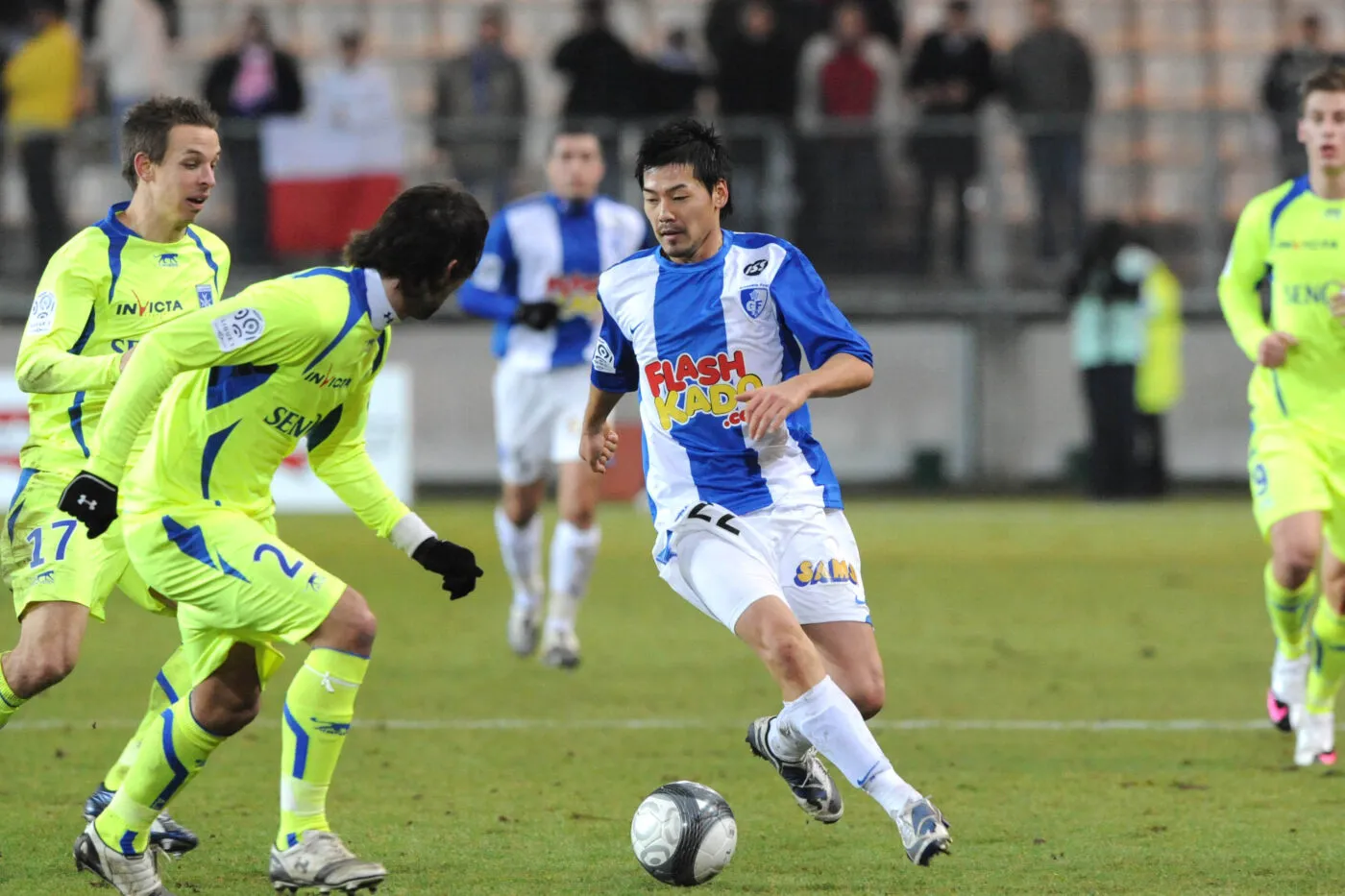 Daisuke MATSUI - 06.02.2010 - Grenoble / Auxerre- 23eme journee de Ligue 1 Photo : Jean Paul Thomas / Thomas Pictures / Icon Sport - Photo by Icon Sport