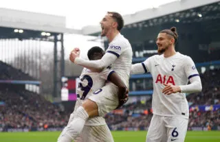 Tottenham corrige Aston Villa et relance la course à la Ligue des champions