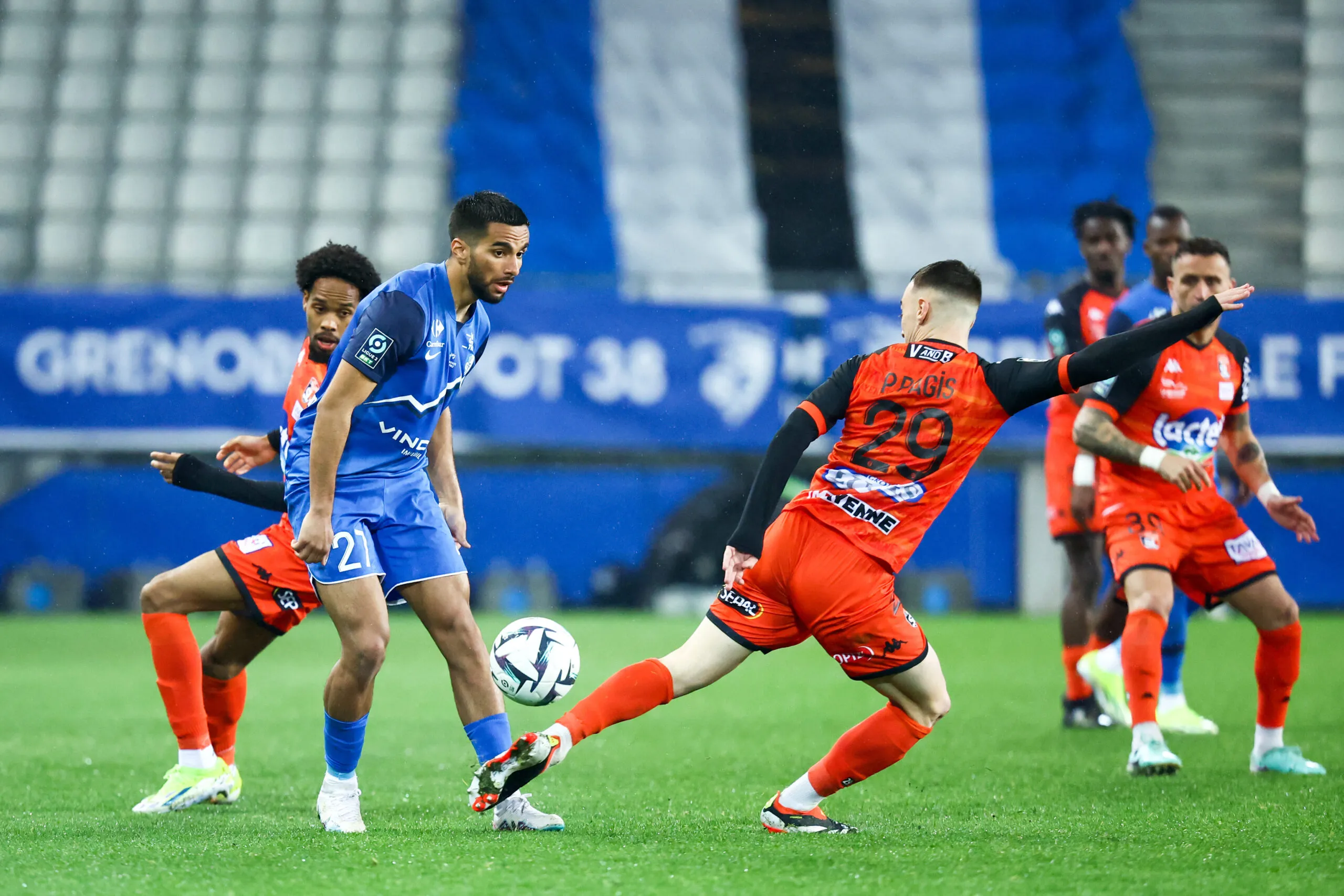 Pronostic Grenoble Concarneau : Analyse, cotes et prono du match Ligue 2
