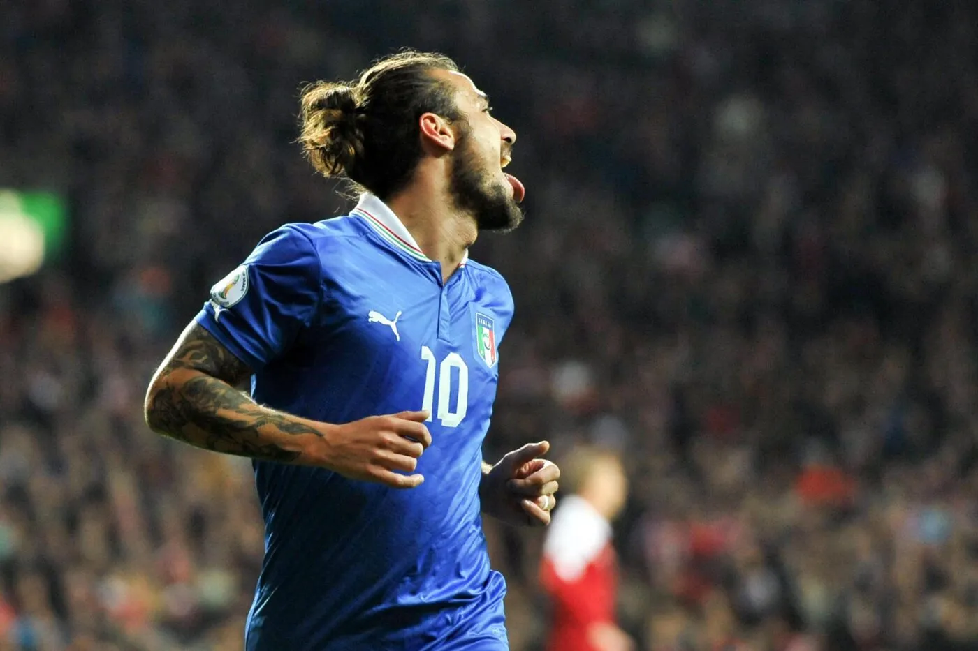 « Je vis presque seul, enfermé chez moi<span style="font-size:50%">&nbsp;</span>» : un ancien international italien raconte sa dépression