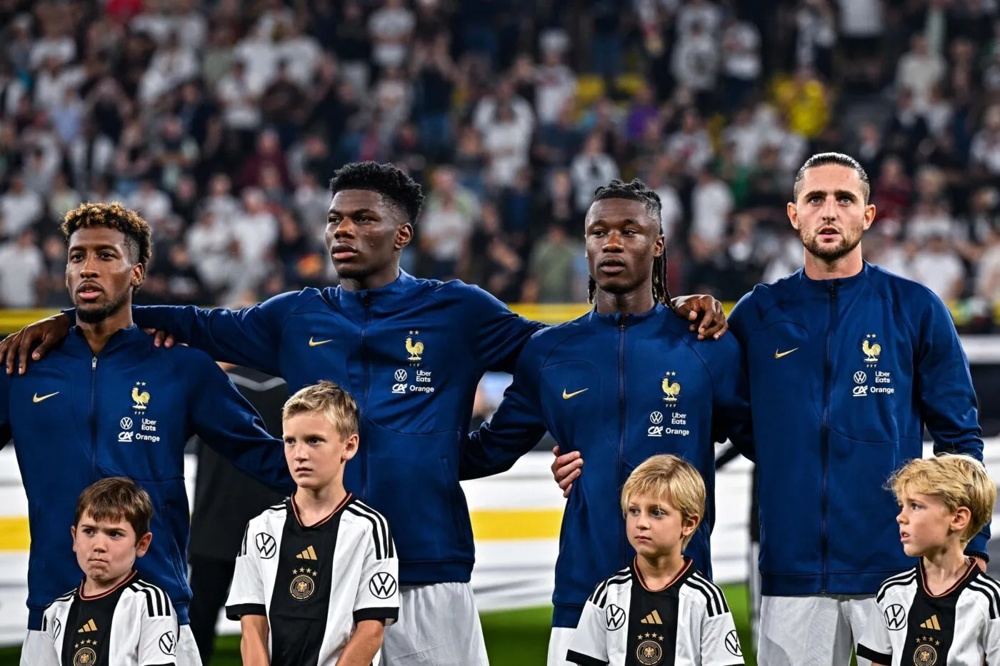 Jeune équipe de France recherche un 10 mortel