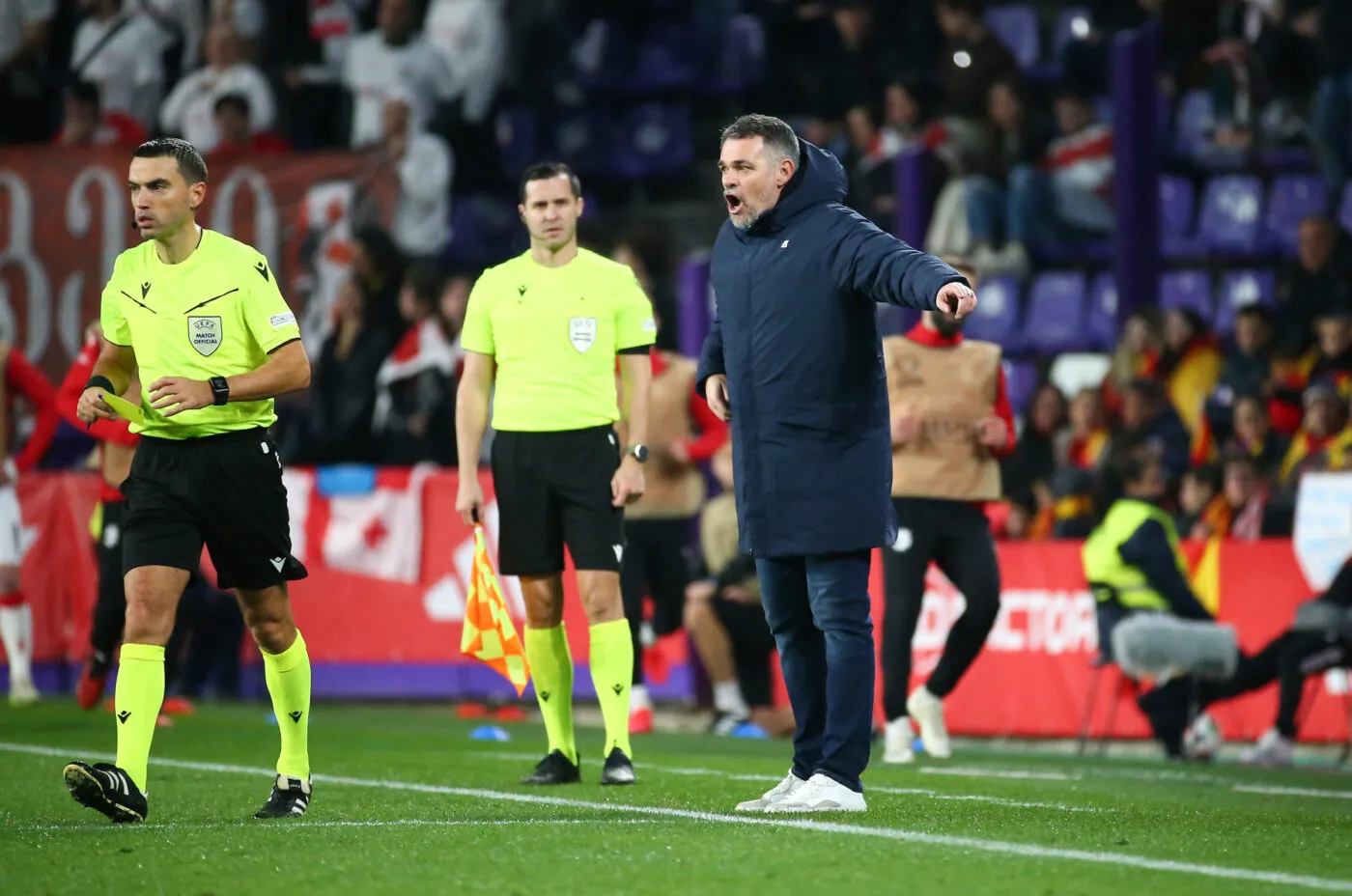 Willy Sagnol headcoach of Georgia during talks to Ovidiu Hategan (ROU) referee in action during UEFA European Championship Qualifying: Group A match between Spain and Georgia at Stadium Jose Zorrilla on November 19th in Valladolid (Spain) (Photo by Luis de la Mata / SportPix/Sipa/ USA) - Photo by Icon sport   - Photo by Icon Sport