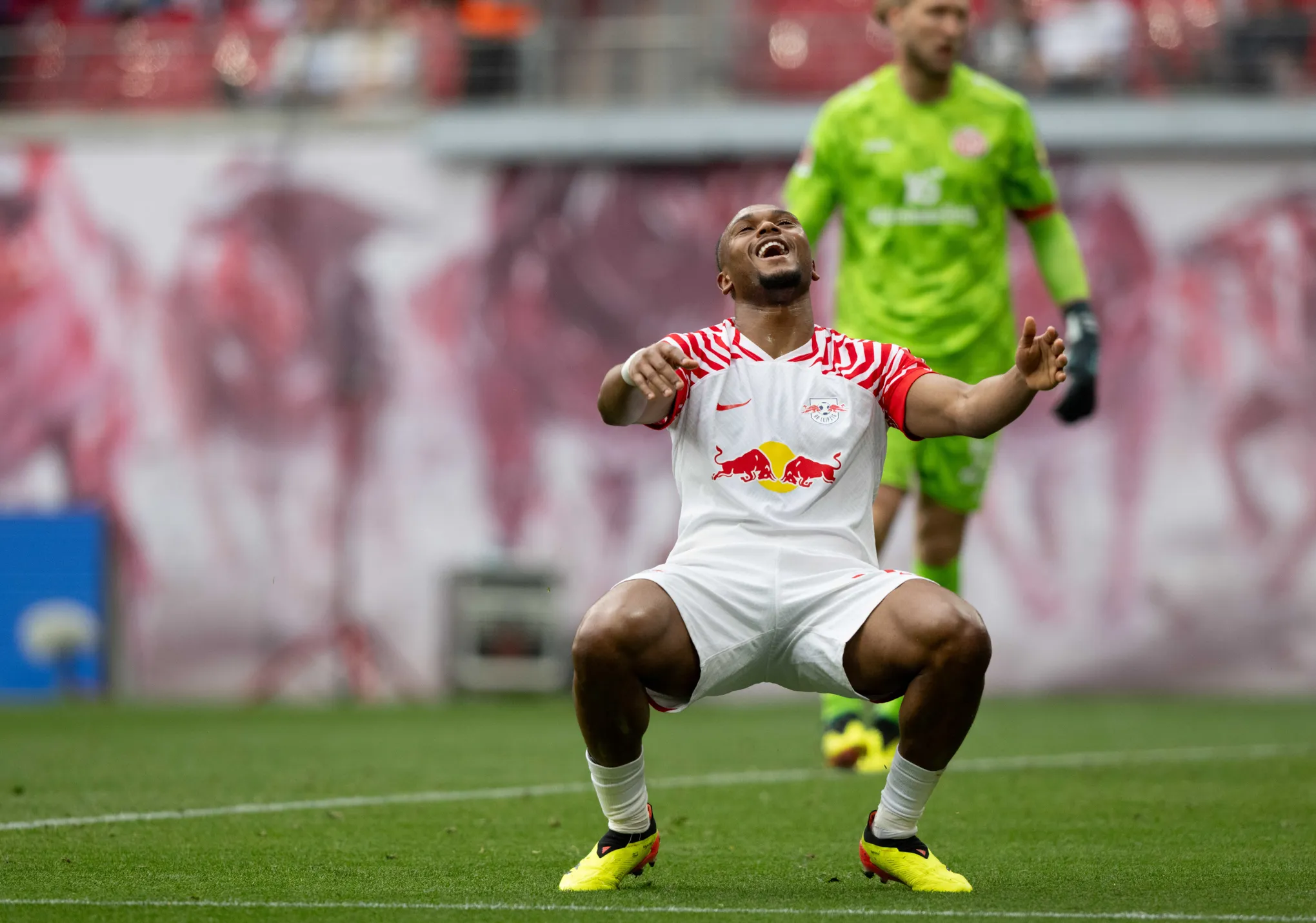 30 March 2024, Saxony, Leipzig: Soccer, Bundesliga, RB Leipzig - FSV Mainz 05, Matchday 27, Red Bull Arena. Leipzig's Lois Openda reacts after his action. Photo: Hendrik Schmidt/dpa - IMPORTANT NOTE: In accordance with the regulations of the DFL German Football League and the DFB German Football Association, it is prohibited to utilize or have utilized photographs taken in the stadium and/or of the match in the form of sequential images and/or video-like photo series. Photo by Icon sport   - Photo by Icon Sport