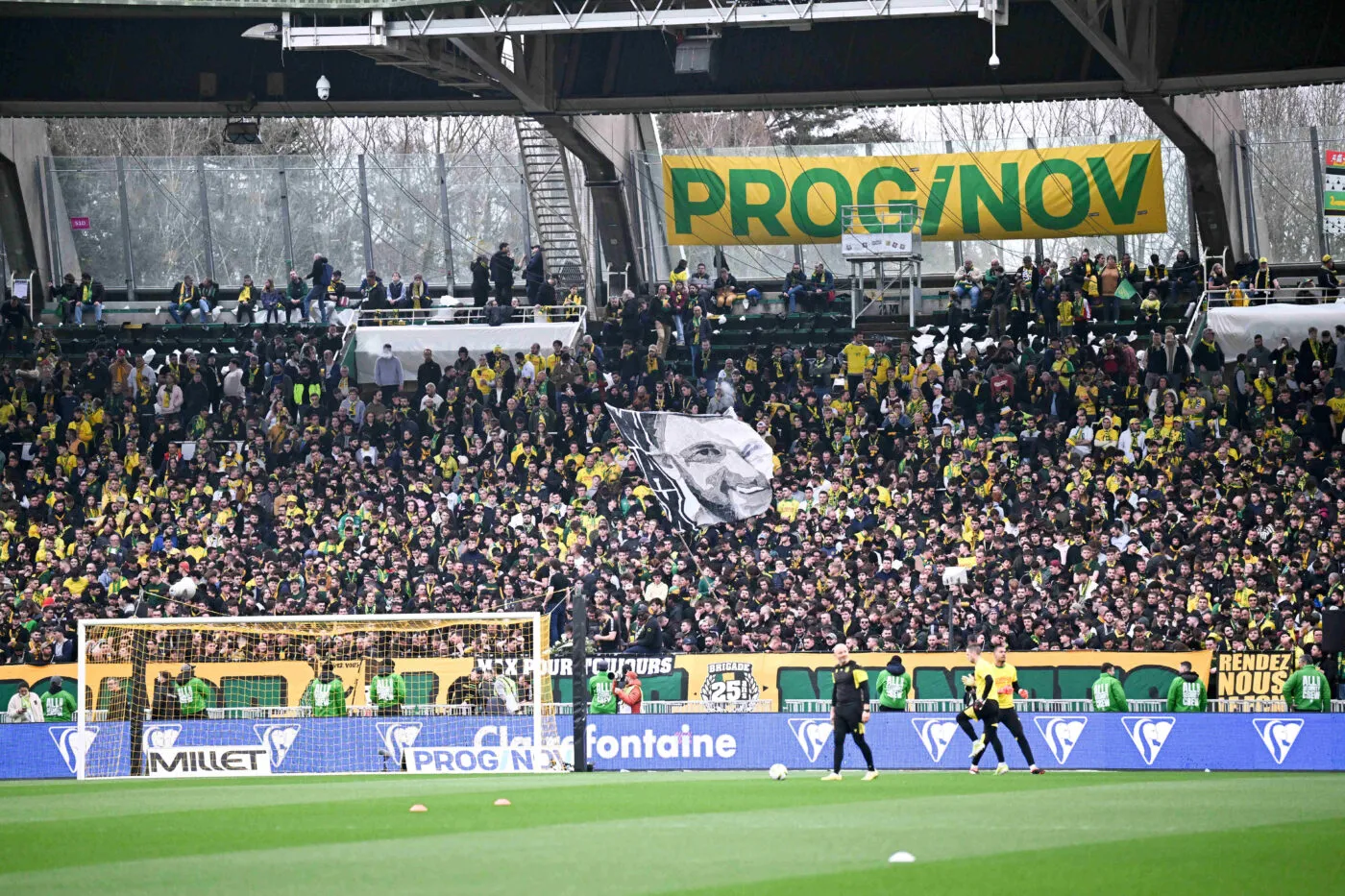 La Brigade Loire met en vente une cuvée de muscadet pour reverser les fonds à la famille de Maxime, supporter décédé