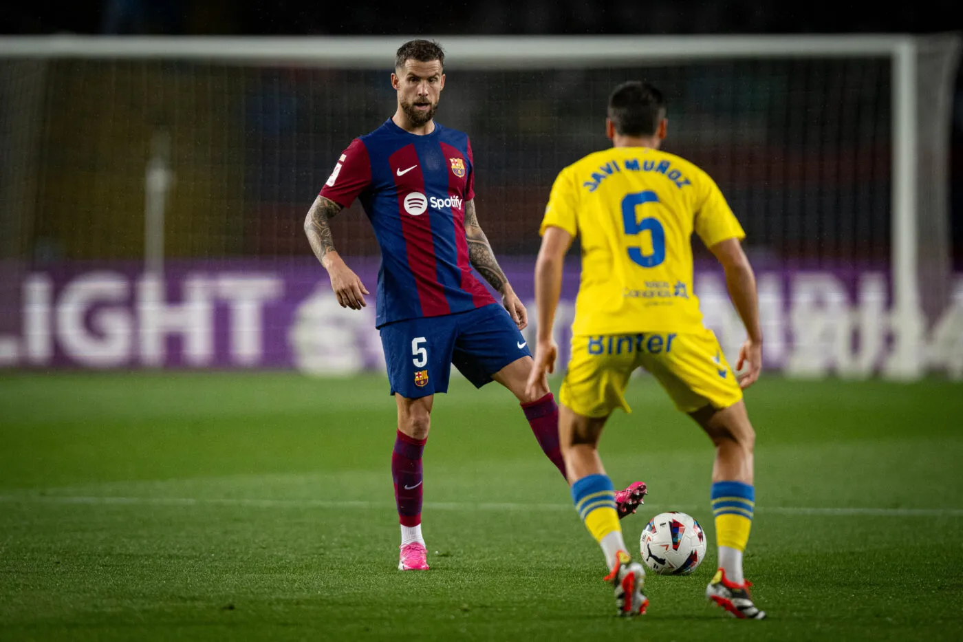 Íñigo Martínez s’embrouille en pleine rue avec un jeune supporter