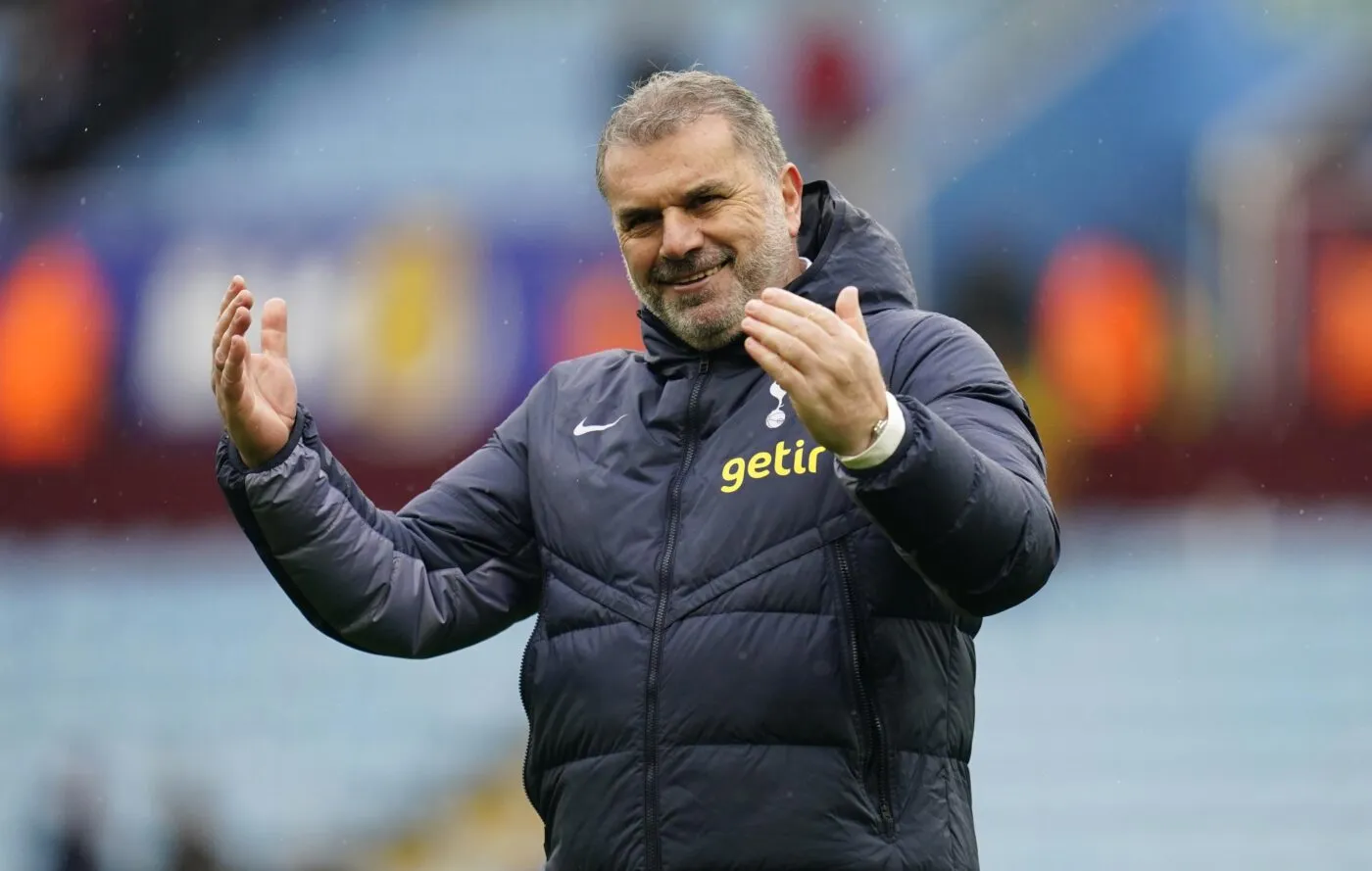 Ange Postecoglou : «<span style="font-size:50%">&nbsp;</span>Nous sommes des clubs, pas des banques<span style="font-size:50%">&nbsp;</span>»