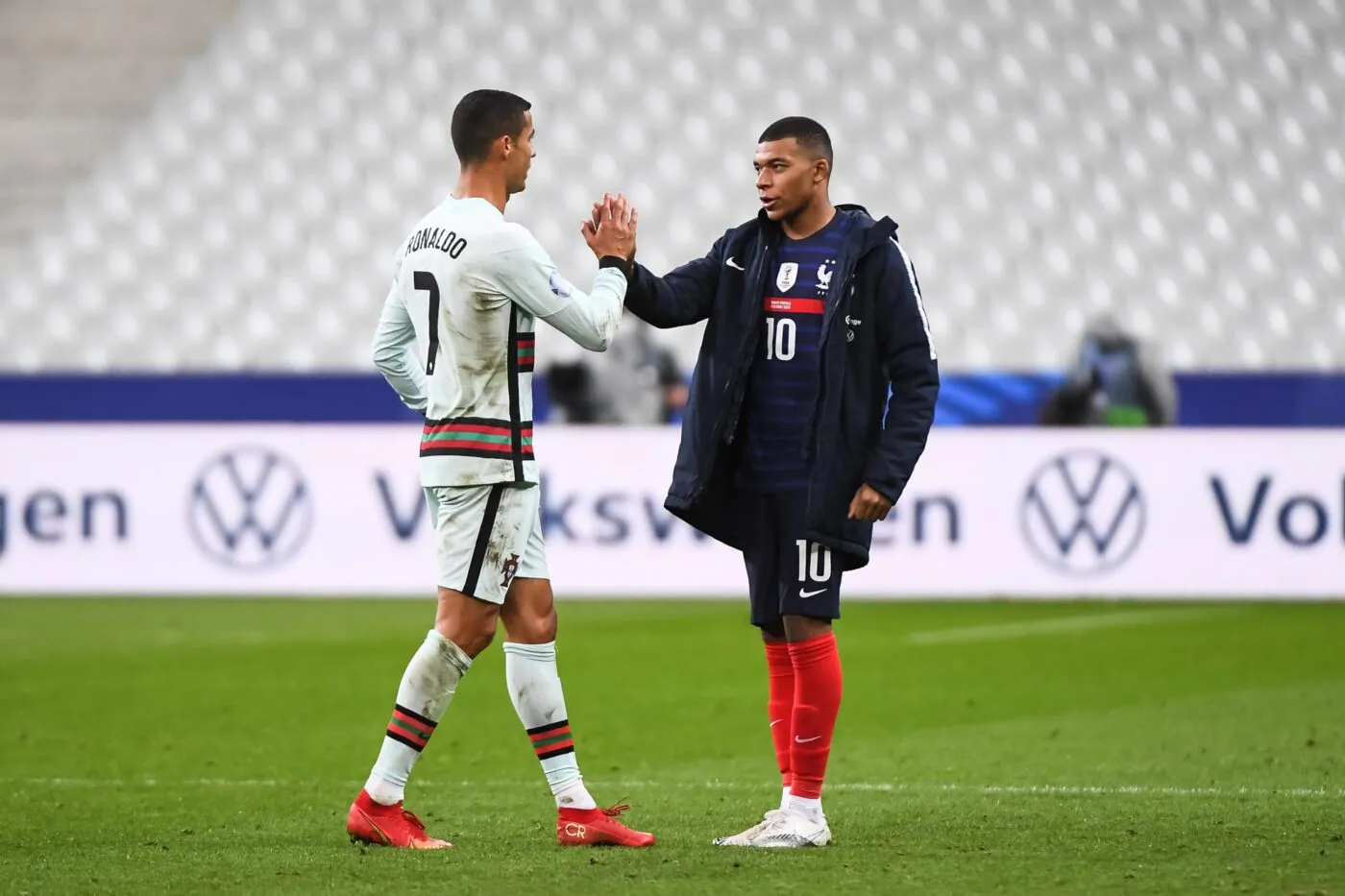 Casemiro compare Kylian Mbappé à...