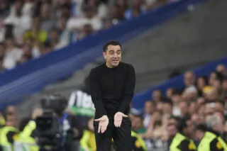 Après avoir annoncé son départ, Xavi prolonge au Barça jusqu'en 2025