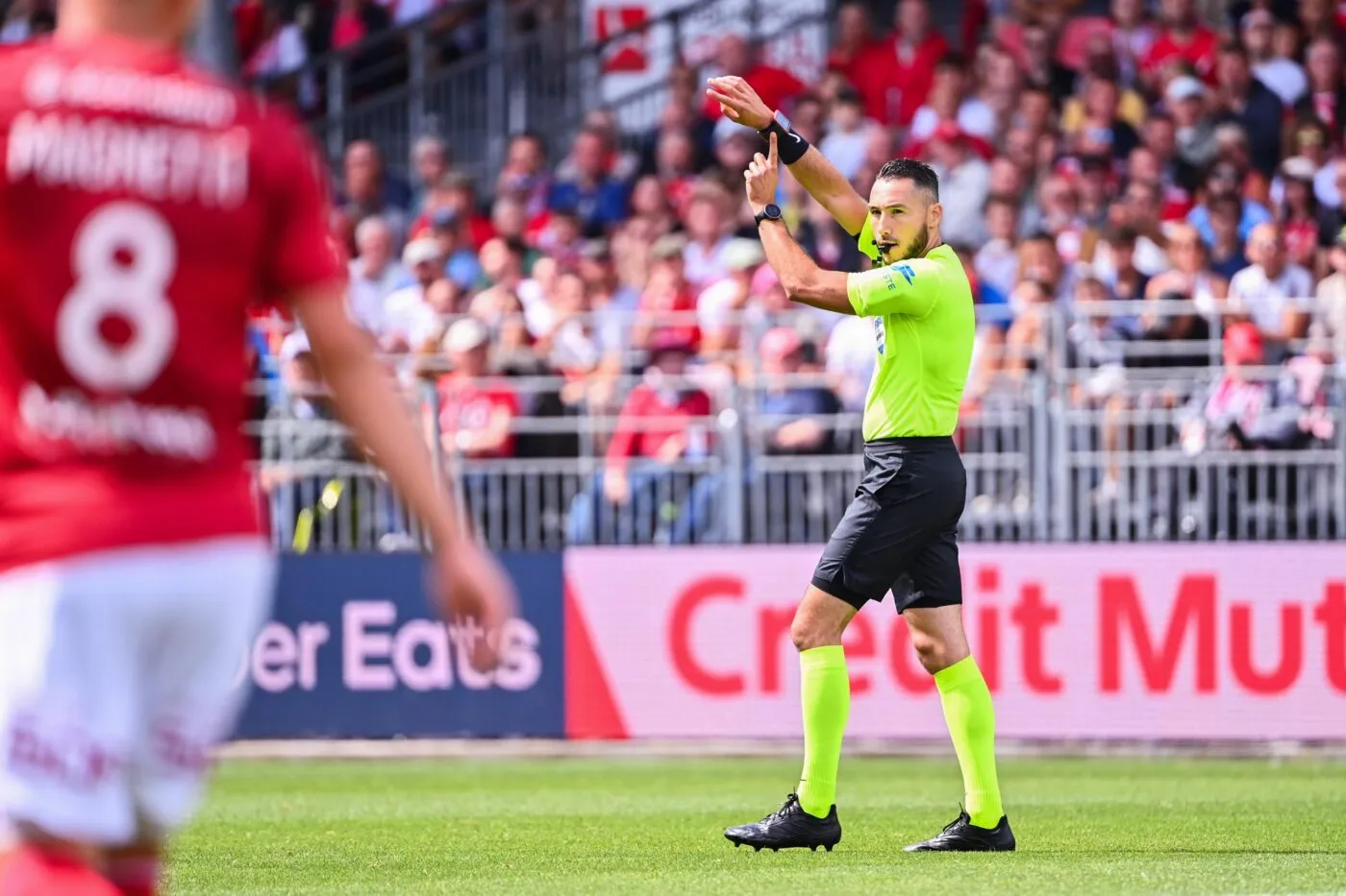 L’arbitre de Nice-OM sanctionné