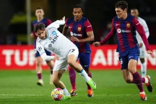 Le Barça intéressé par Khvicha Kvaratskhelia, mais dans l’obligation de vendre Frenkie de Jong ?