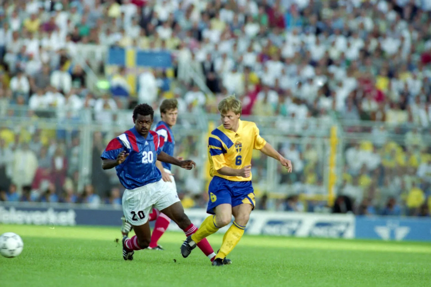 Jocelyn Angloma : «<span style="font-size:50%">&nbsp;</span>À l’Euro 1992, il n’y avait pas cette force de groupe<span style="font-size:50%">&nbsp;</span>»