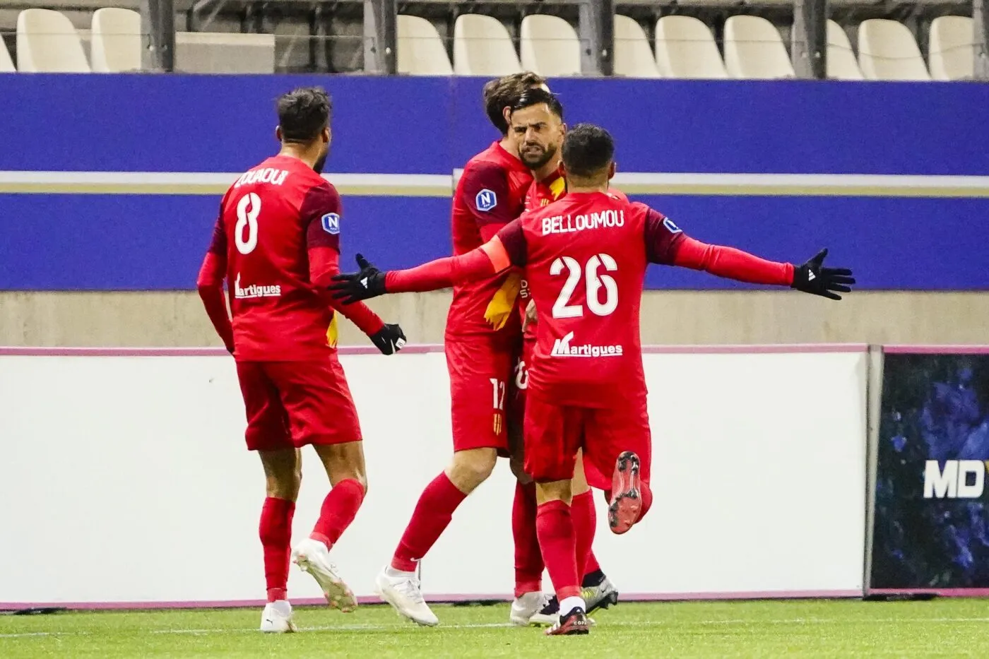 Martigues prend l’ascendant sur Niort, Nancy s’écroule