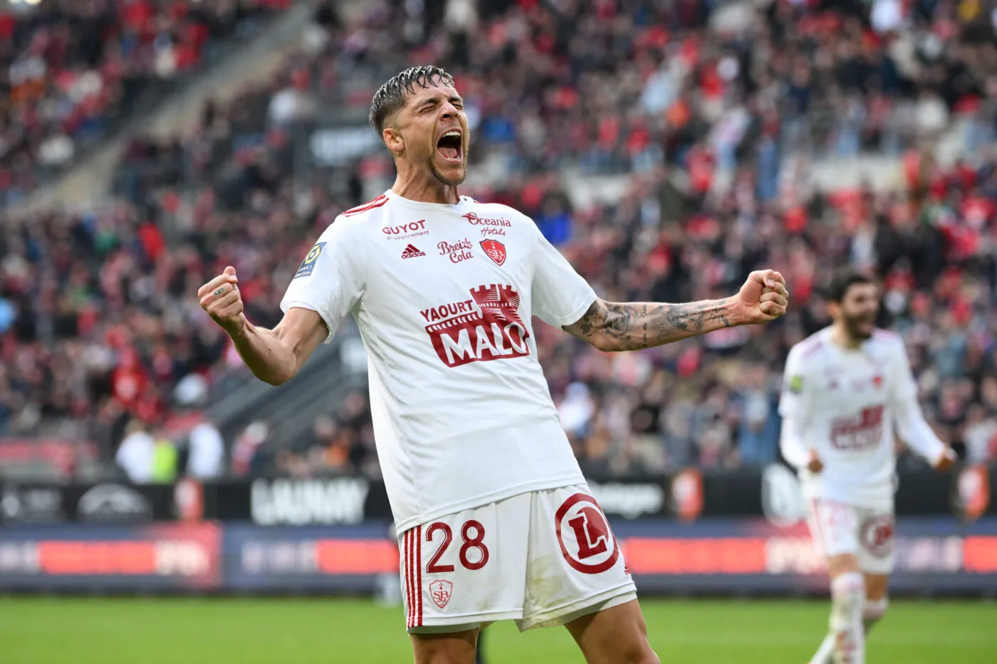 28 Jonas MARTIN (sb29) during the Ligue 1 Uber Eats match between Rennes and Brest at Roazhon Park on April 28, 2024 in Rennes, France. (Photo by Christophe Saidi/FEP/Icon Sport)   - Photo by Icon Sport