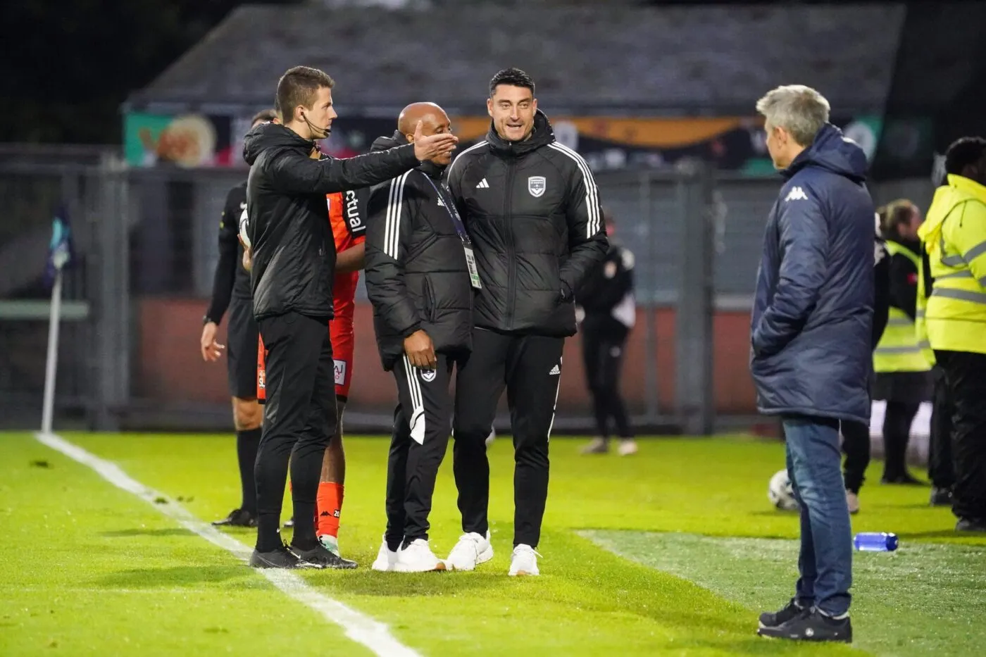 Albert Riera reproche aux Lavallois d’avoir garé le bus