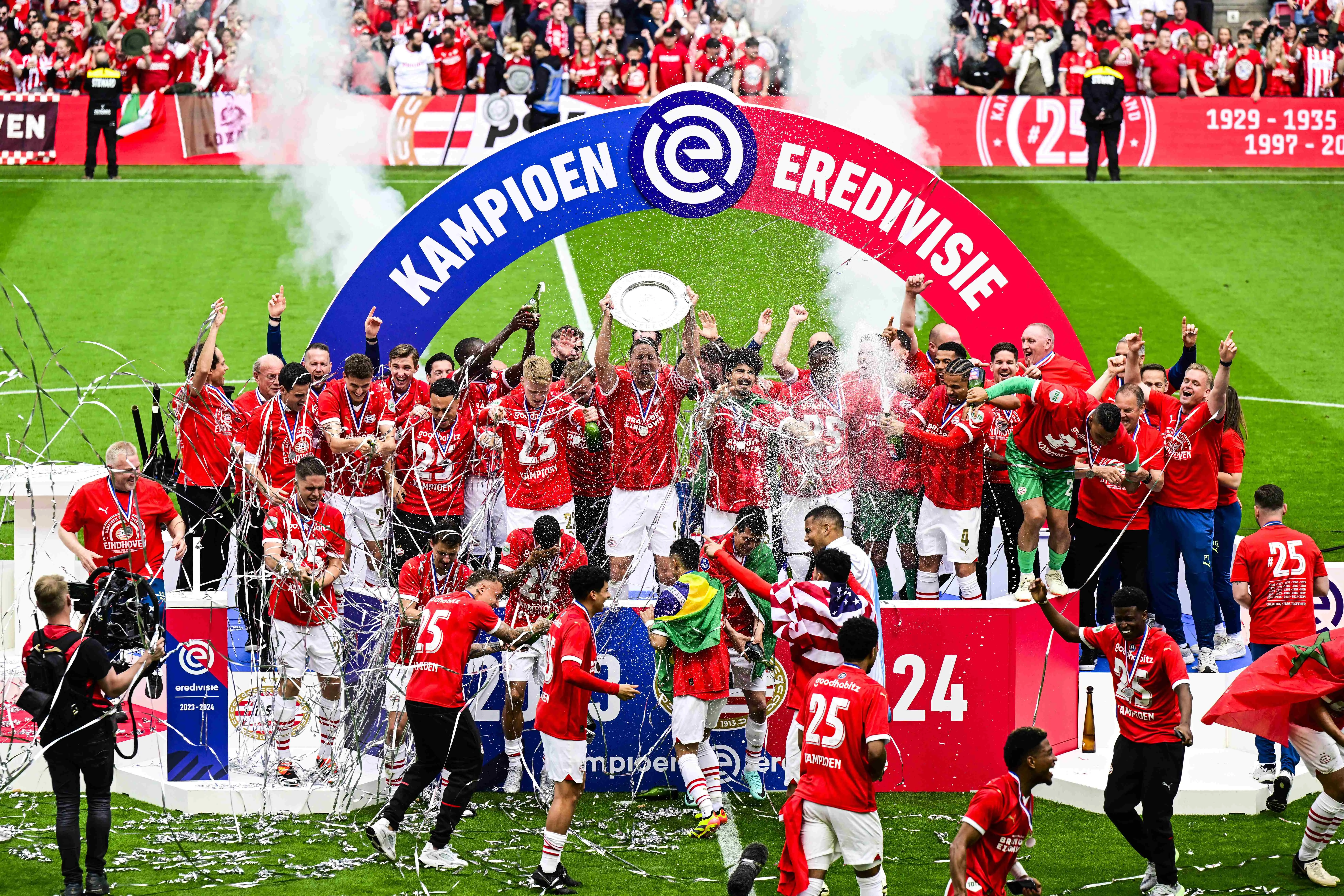 Le PSV Eindhoven champion des Pays-Bas après sa victoire face au Sparta Rotterdam